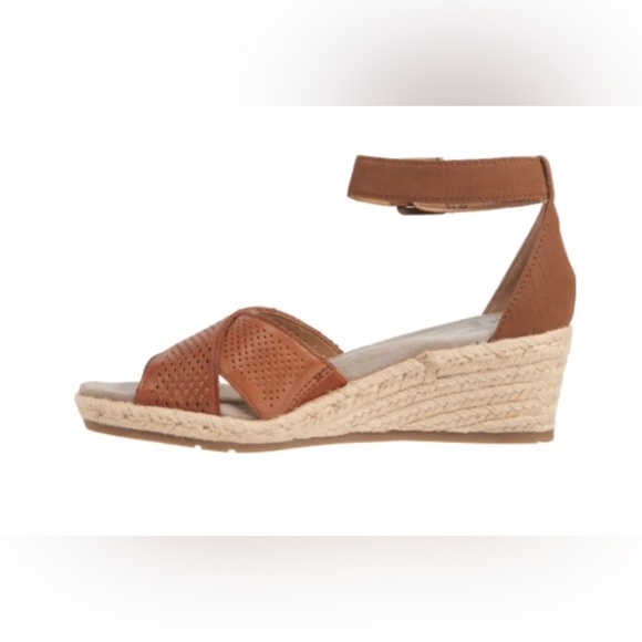 Earth Origins Naples Natasha Espadrille. Tan. Size 8M.  Great used condition! - Picture 4 of 10
